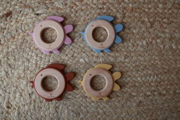 Massaggia gengive bimbo in silicone