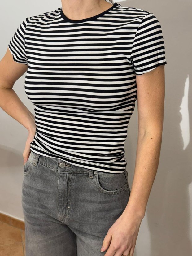 T-shirt AWARE