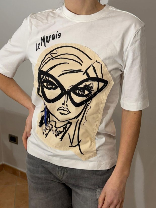 T-shirt ONLY