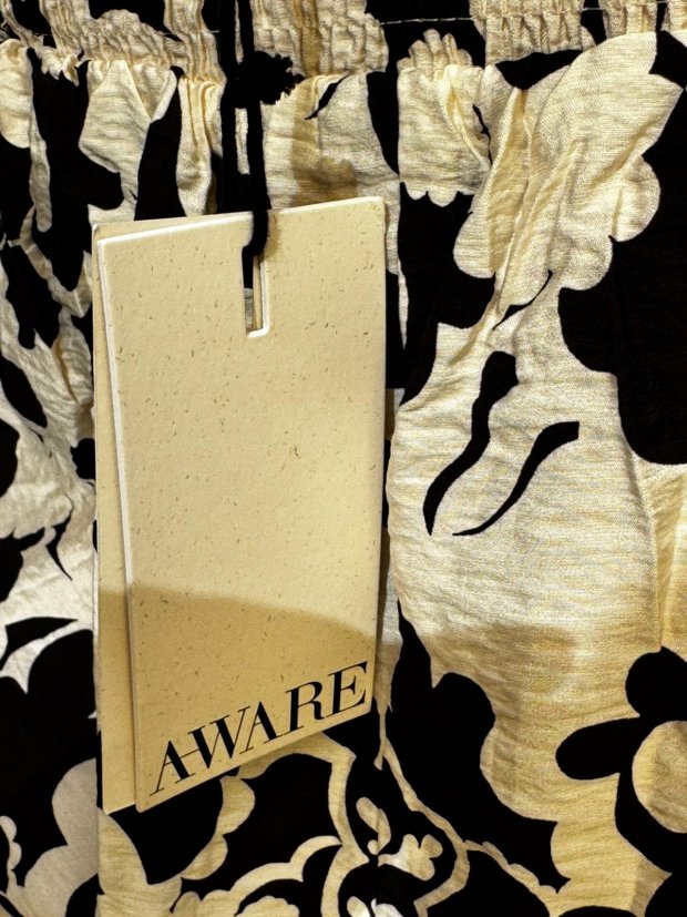 Top maglia AWARE